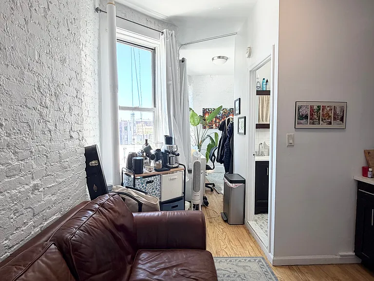 120 Mac Dougal St #24 — Photo 3
