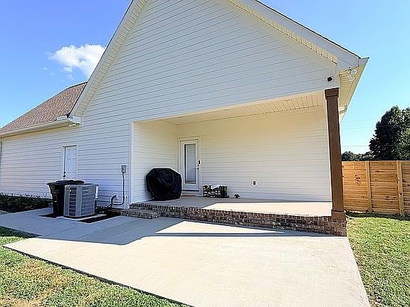 4th image of 242 Lantz Rd
