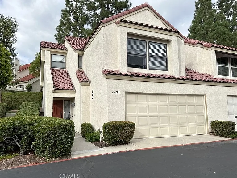 25281 Vista Hermosa — Photo 1