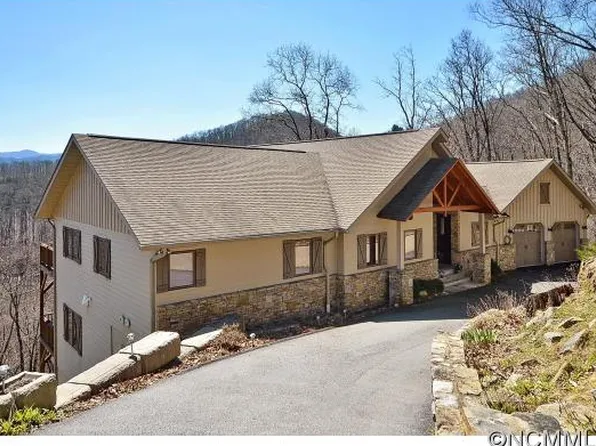 616 Dogwood Trl, Waynesville, NC 28786