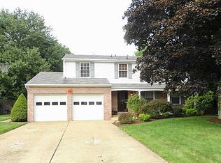 104 Firth Dr, Coraopolis, PA 15108