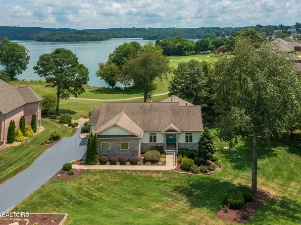 102 Cayuga Dr, Loudon, TN 37774