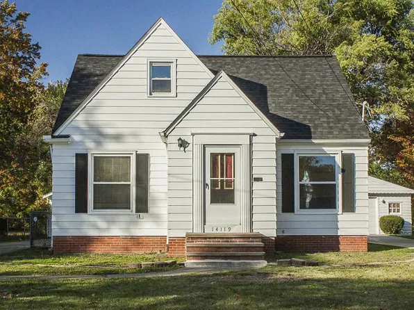 14119 Rockside Rd, Maple Heights, OH 44137