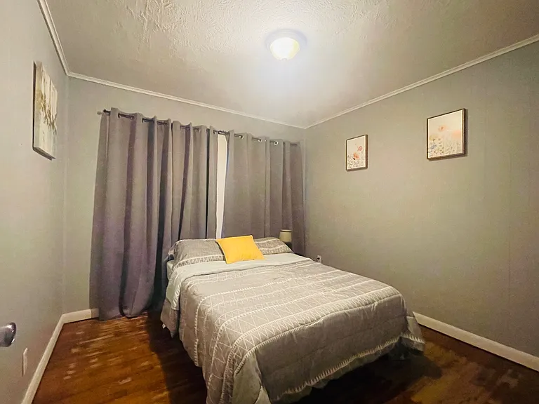1709 Gandy St — Photo 10