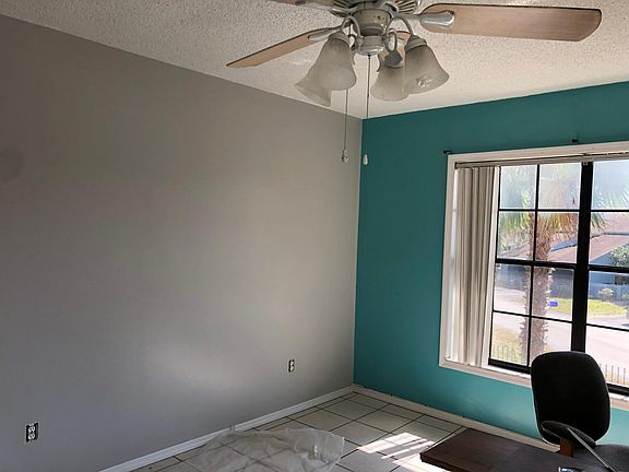 5th image of 7422 Wynnewood Sq #196