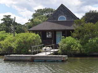 69 Riverside Ave, Amityville, NY 11701