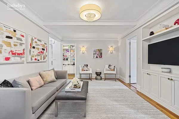 Sold by Sotheby's International Realty | media 2