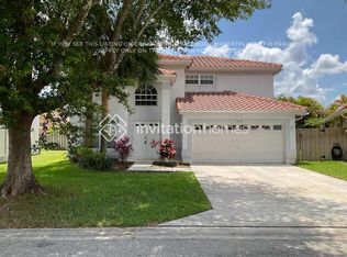 10859 Buttonwood Lake Dr, Boca Raton, FL 33498