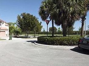 3rd image of 15622 NW 24th St