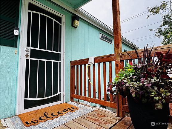 3rd image of 4248 A Street SE #219