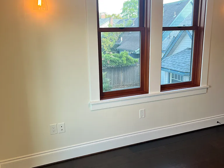 1815 N Colfax St — Photo 16