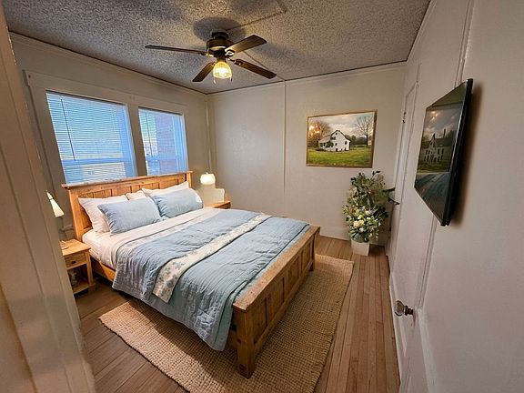 4th image of 3409 1st Ave N APT 15