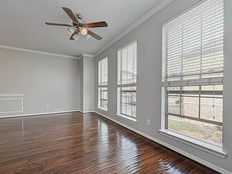 7816 Stoneyway Dr — Photo 16