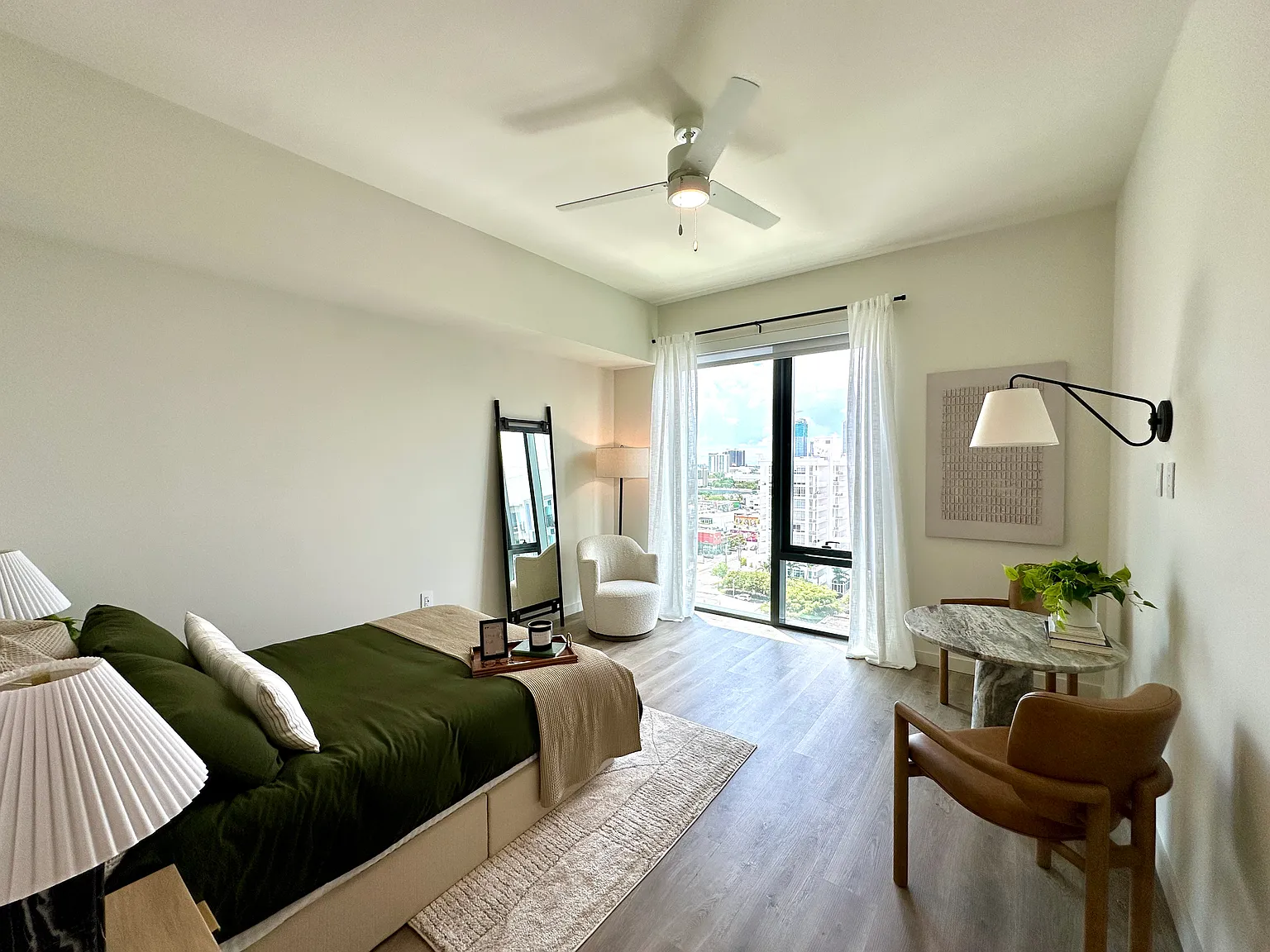 Studio, 454 sqft, $1,981 — Photo 4