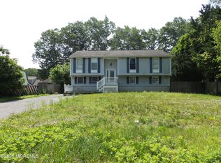 2548 Holly Hill Rd, Manchester, NJ 08759