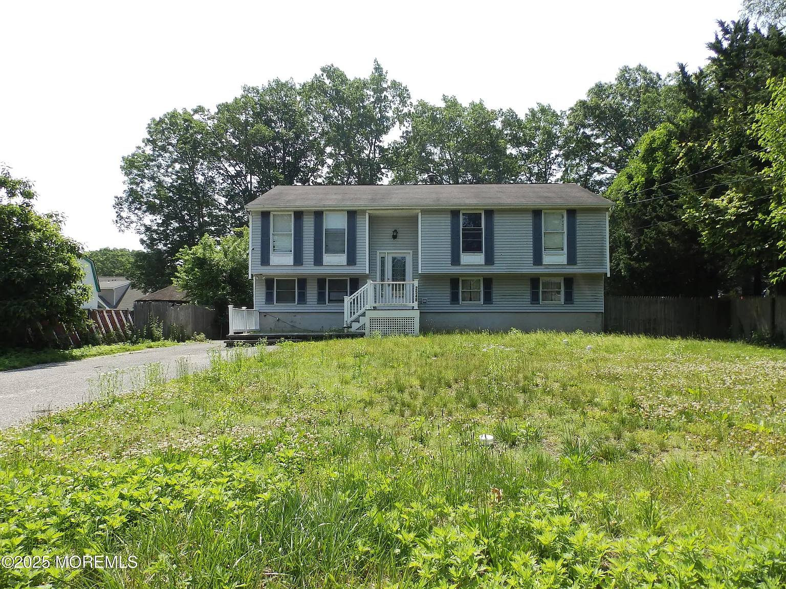 2548 Holly Hill Road photo 1