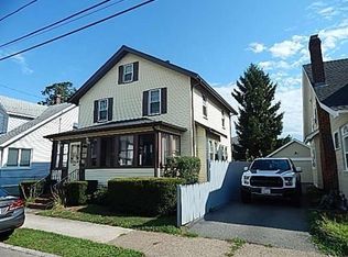31 Hovey St, Quincy, MA 02171