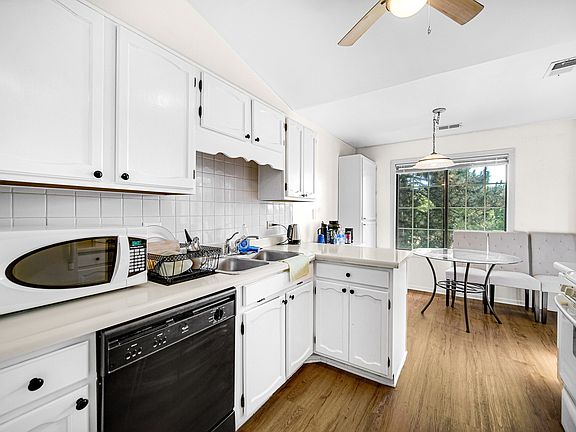 5th image of 1435 W Partridge Ln Unit 6