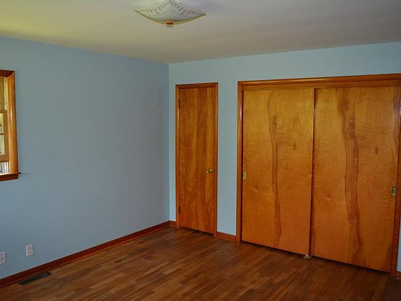 5th image of 359 N Lawn St