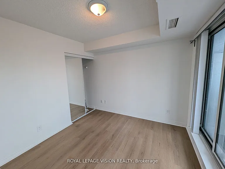 2015 Sheppard Ave E #1408 — Photo 16