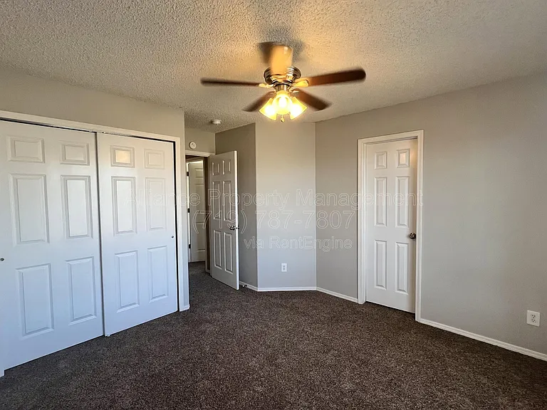 212 Oxbow Dr — Photo 22