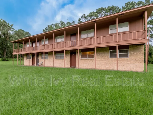 120 McAdams Ln, Huntsville, TX