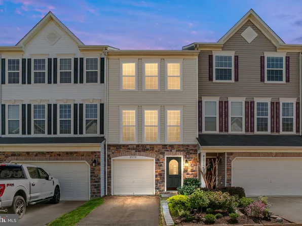 25138 Sweet Myrtle Sq, Aldie, VA 20105