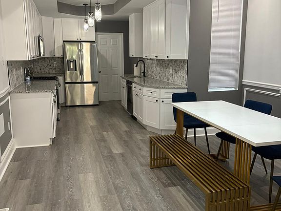 3rd image of 1729 N Caroline St APT 2