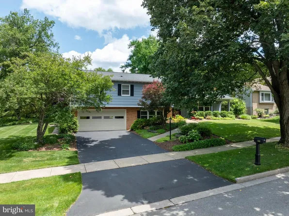 1203 Smithfield Cir, State College, PA 16801