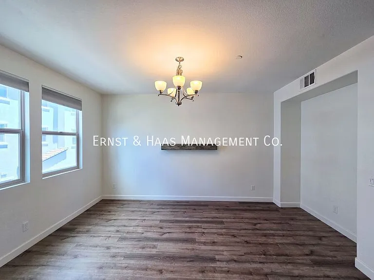 3003 N Pacific Coast Hwy — Photo 11