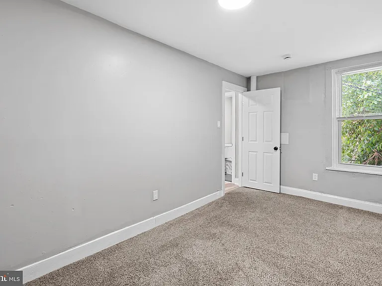 3109 Arbor St — Photo 10