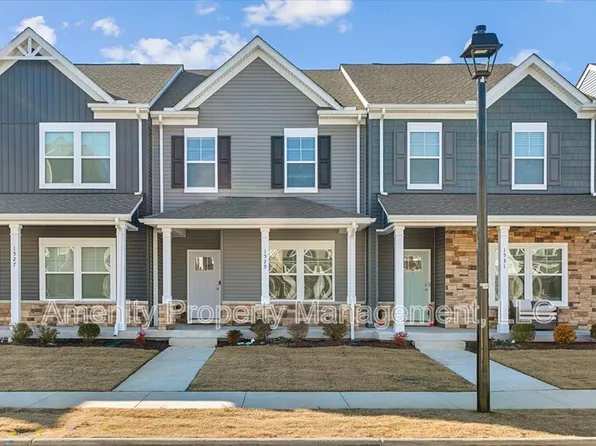 1529 Stanford Ln, Newport News, VA 23608