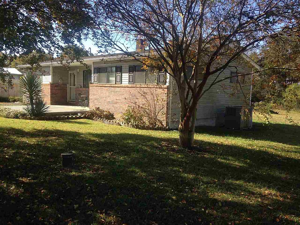 2nd image of 963 Burchfield Rd