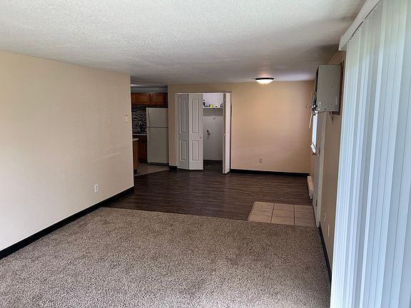 3rd image of 912 N Cleveland St APT A