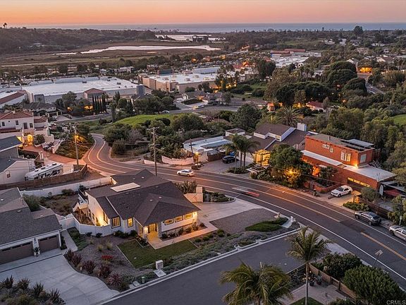 5th image of 1858 Avocado Rd