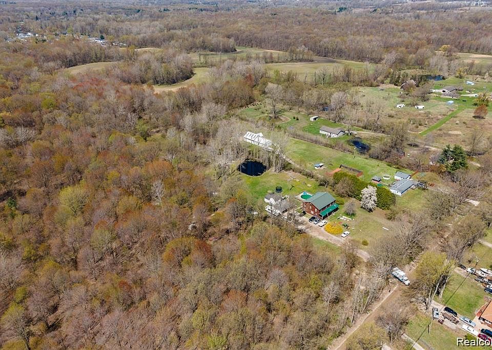 2nd image of 3711AC Sherwood Rd