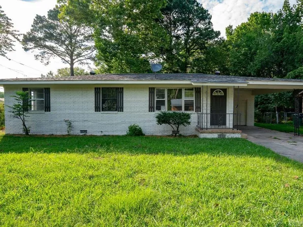 108 E Cross St, Kensett, AR 72082