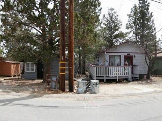 1st image of 564 Pine Ln