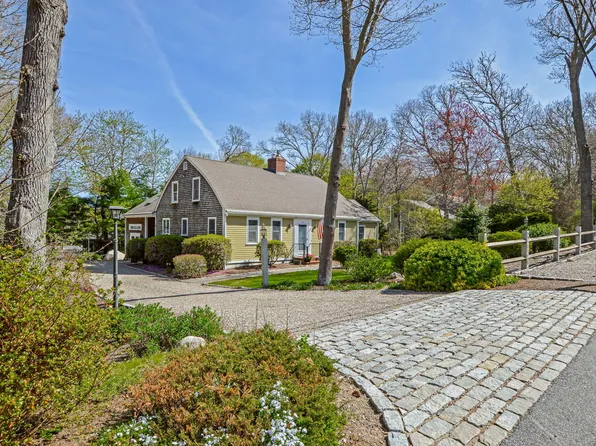 70 Ambleside Drive, West Falmouth, MA 02540