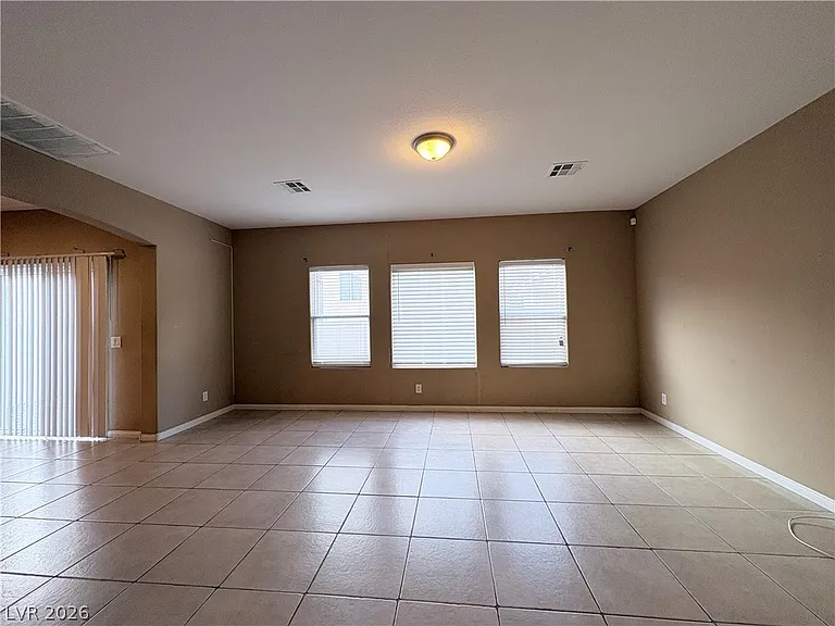 5014 Golden Antelope Way — Photo 5
