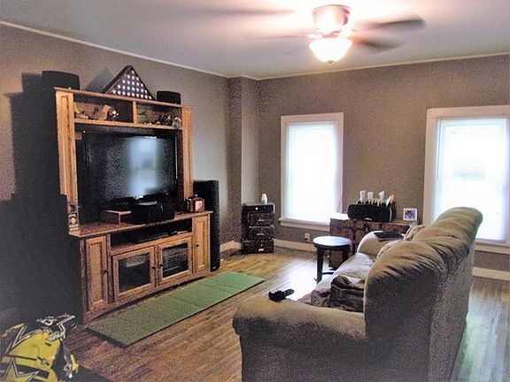 4th image of 244 Genesee St