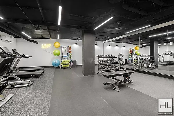 Rented by Highline Residential | media 23