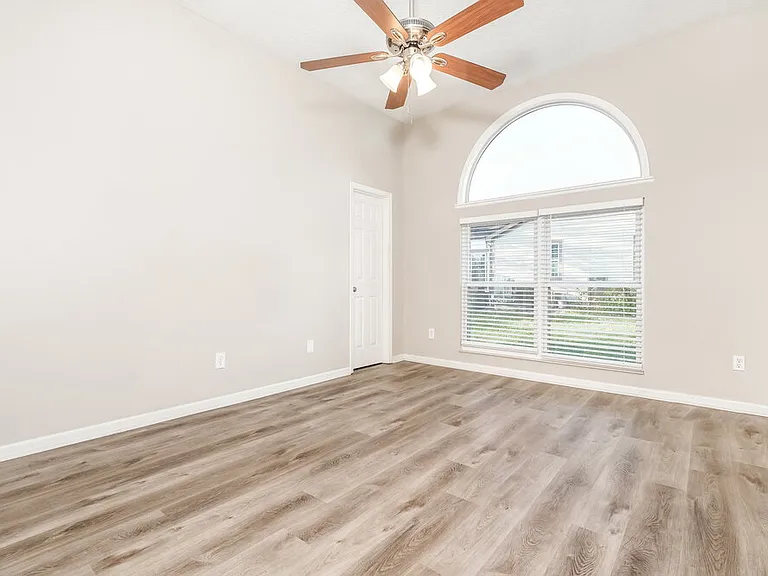 1724 Gardenstone Dr — Photo 9