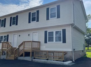 214 W Broad St APT D, Telford, PA 18969