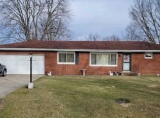 620 Park Dr, Mount Zion, IL