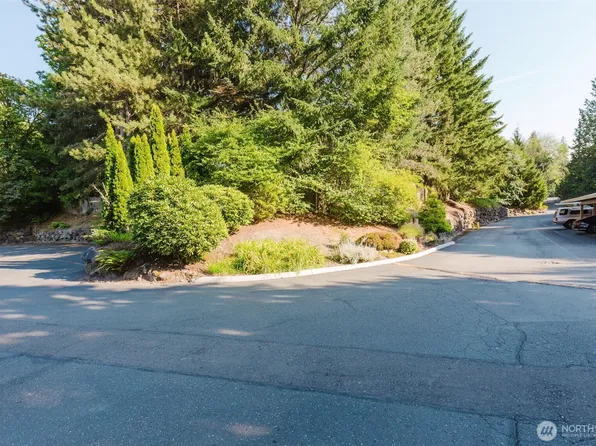 2969 SE Mile Hill Drive #E2, Port Orchard, WA 98366