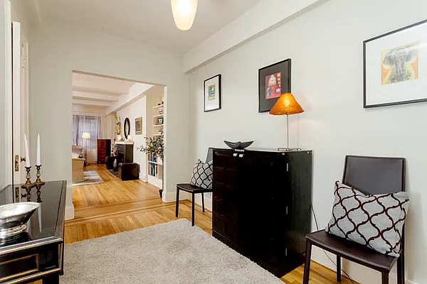 Sold by Marilyn Korn Real Estate | media 15