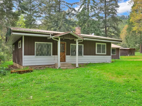 544 Lou Gray Dr, Myrtle Creek, OR 97457