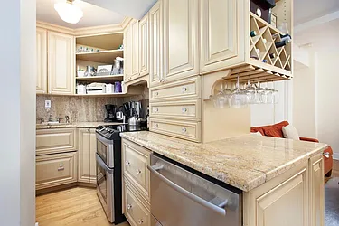 Rented by Apartment Luxe Realty Group, Inc