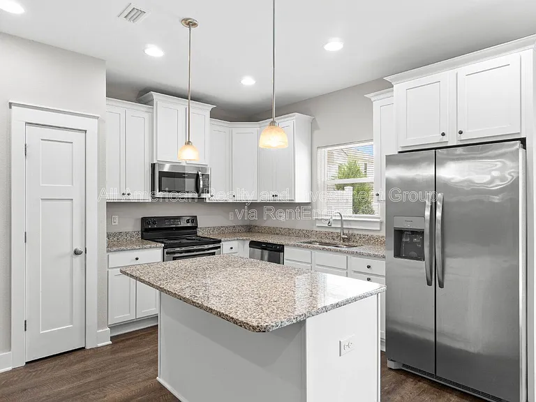 400 Mattie M Kelly Blvd — Photo 10